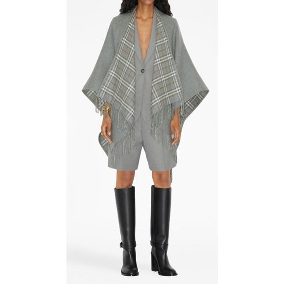 NEW Burberry Plaid Poncho Cape Shawl Fringe Wool Authentic NWT! - Picture 2 of 11